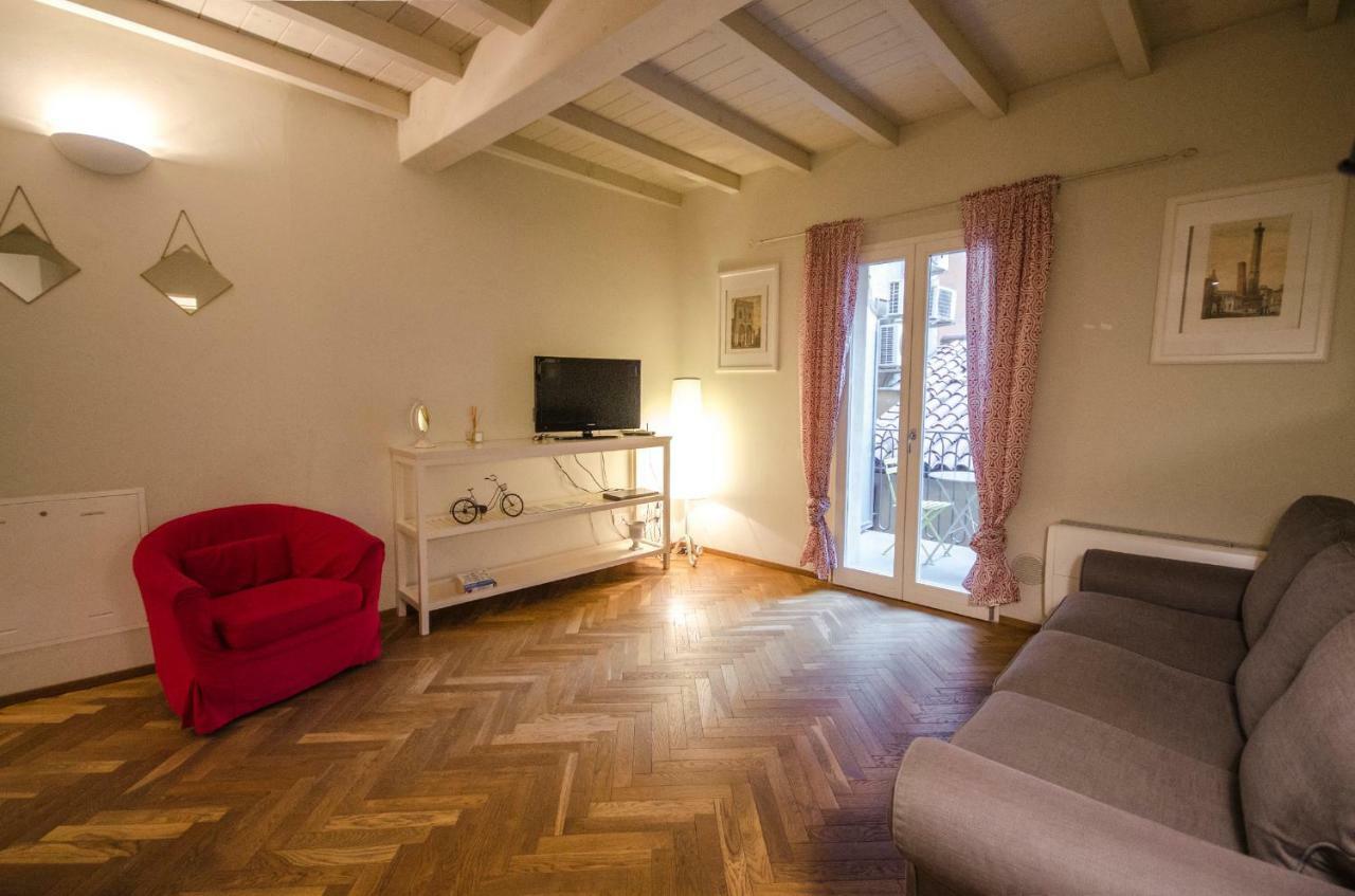 בולוניה Azeglio Apartment, A Due Passi Da Piazza Maggiore מראה חיצוני תמונה