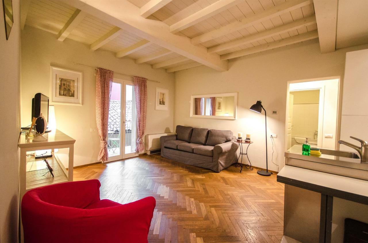 בולוניה Azeglio Apartment, A Due Passi Da Piazza Maggiore מראה חיצוני תמונה