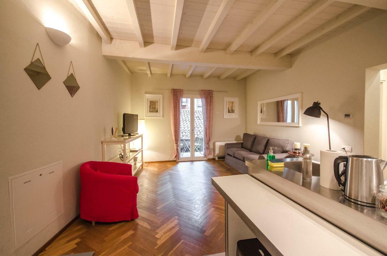 בולוניה Azeglio Apartment, A Due Passi Da Piazza Maggiore מראה חיצוני תמונה