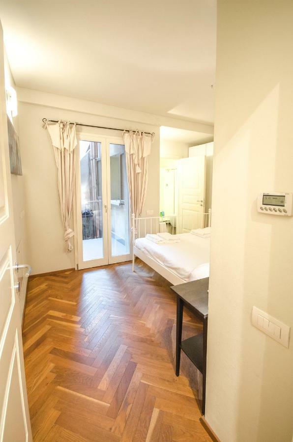 בולוניה Azeglio Apartment, A Due Passi Da Piazza Maggiore מראה חיצוני תמונה