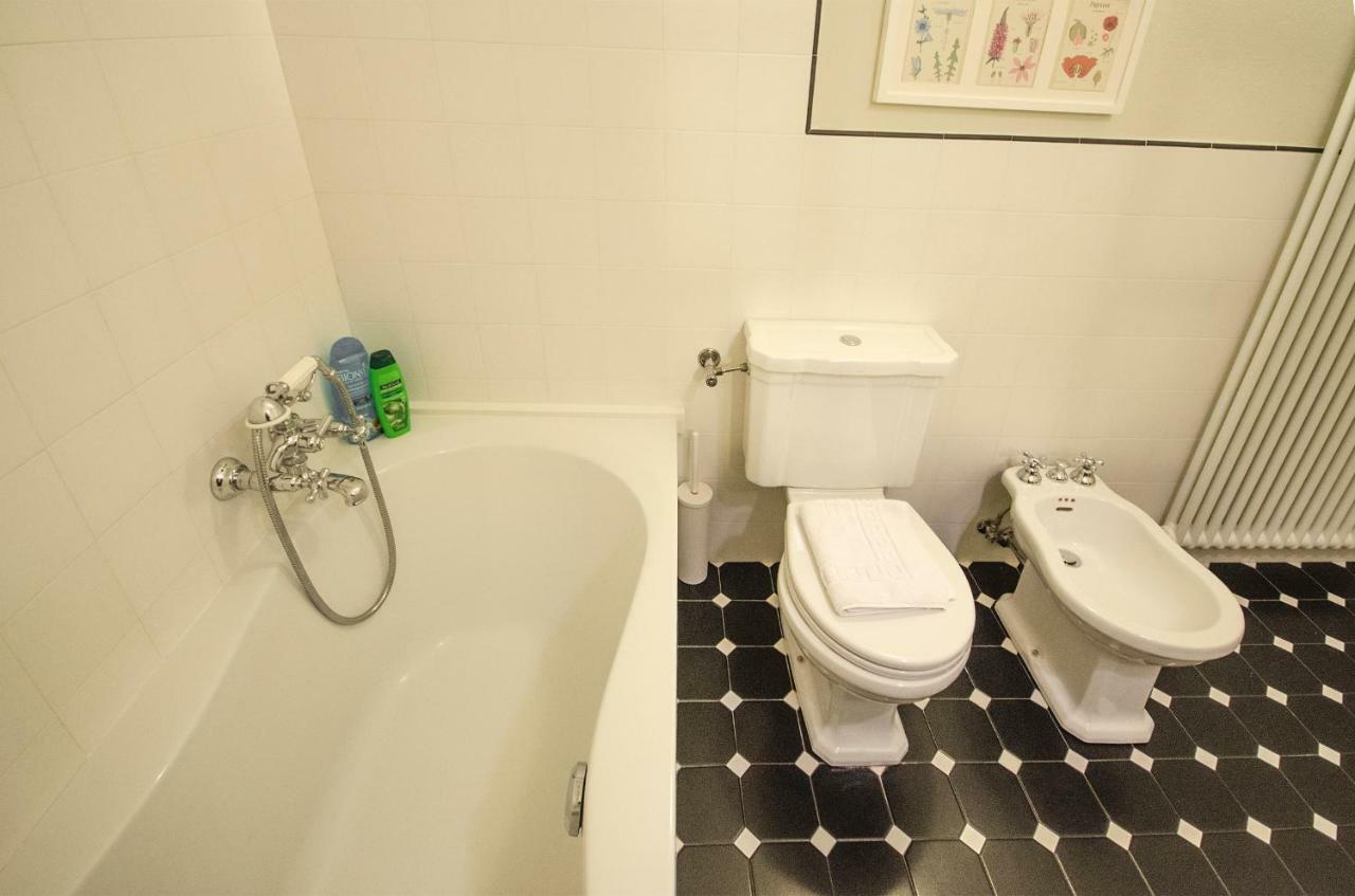 בולוניה Azeglio Apartment, A Due Passi Da Piazza Maggiore מראה חיצוני תמונה