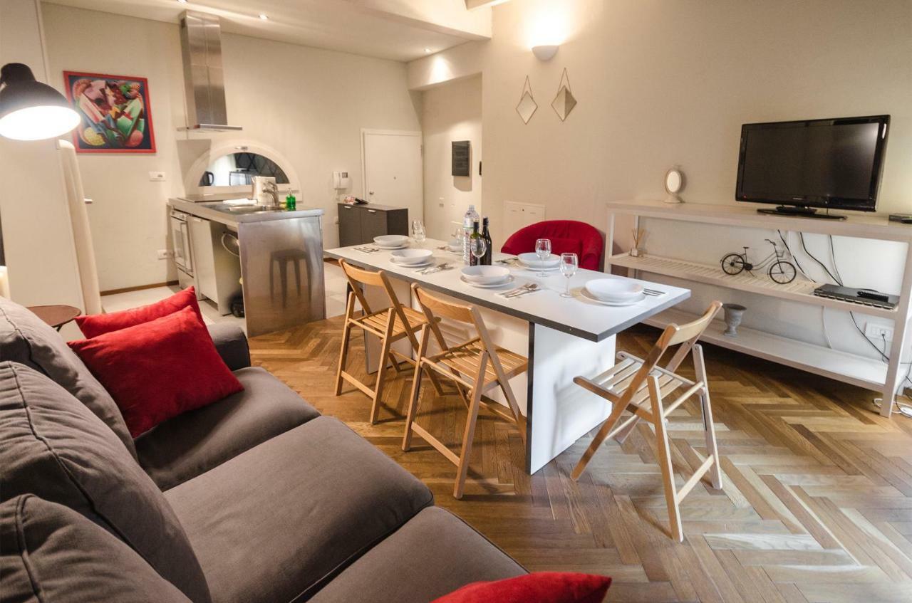 בולוניה Azeglio Apartment, A Due Passi Da Piazza Maggiore מראה חיצוני תמונה